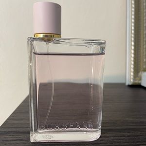 Burberry Her Eau de Perfume